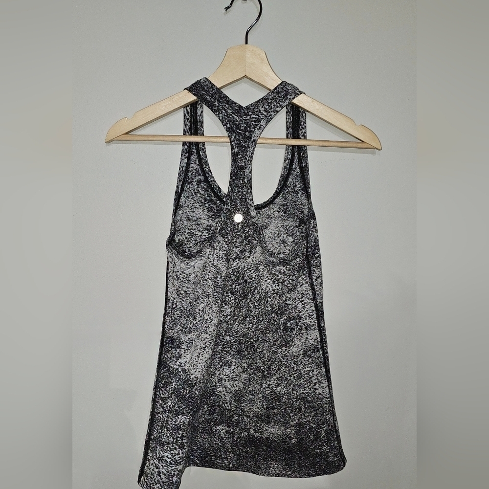 Lululemon Cool Racerback II Luon Spray Jacquard White Black Size 4 - Picture 7 of 7